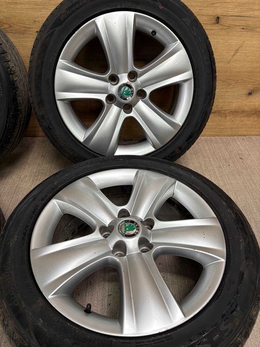 Felgi skoda 5x112 7jx17 et45