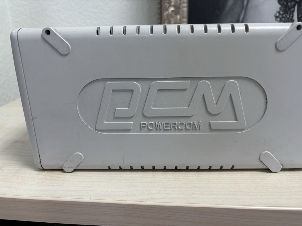 Продам Powercom UPS (ИБП) WAR-500A