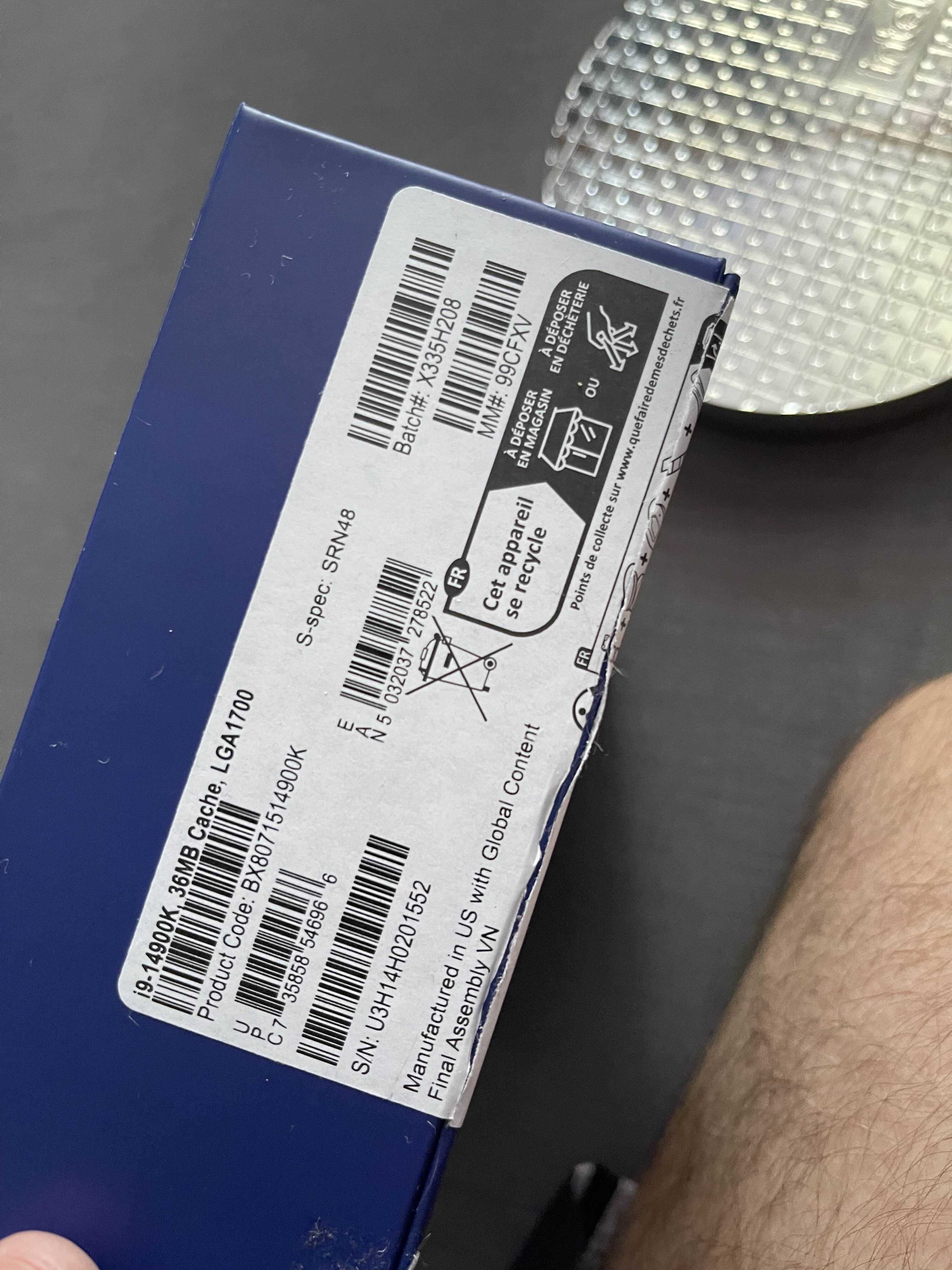 Комплектующие ПК Intel 14900K
Gigabyte Z790 AORUS ELITE AX DDR5-7600
