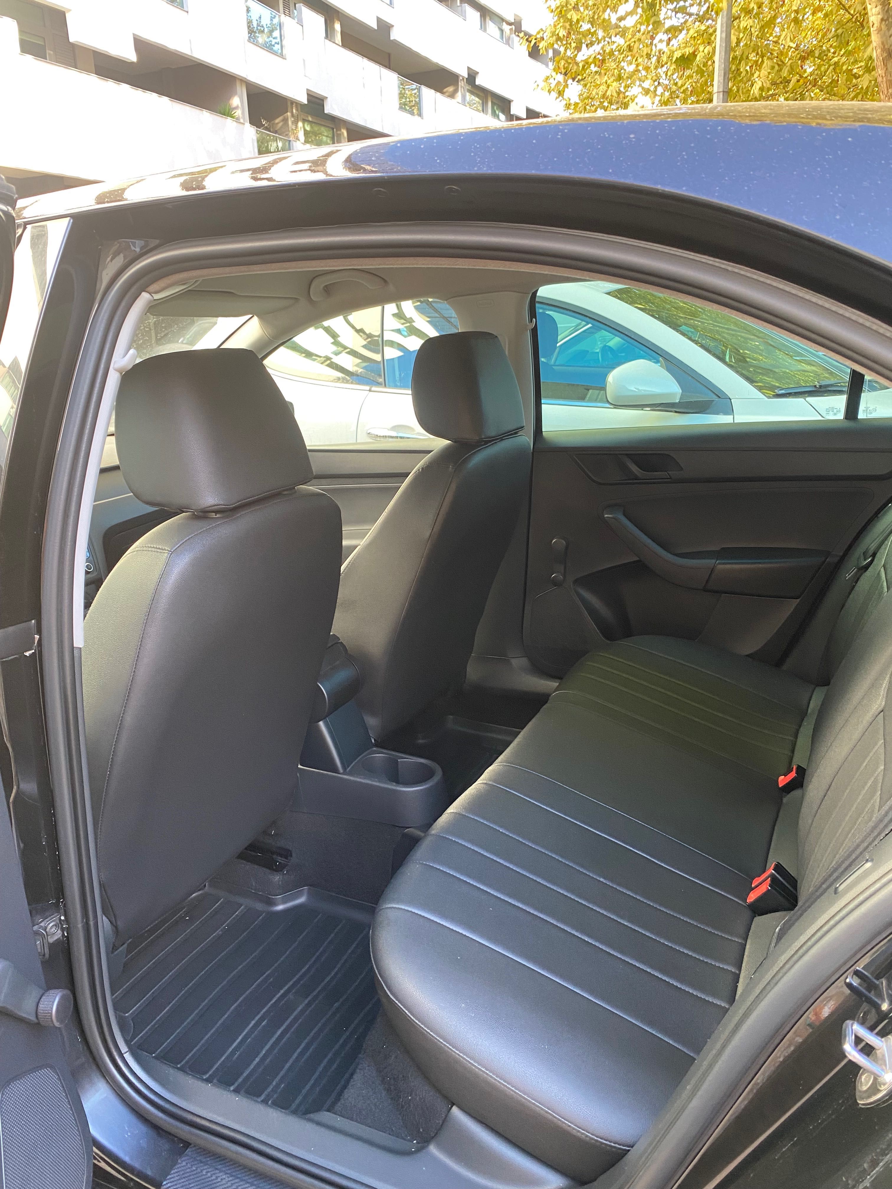 Skoda Rapid impecável
