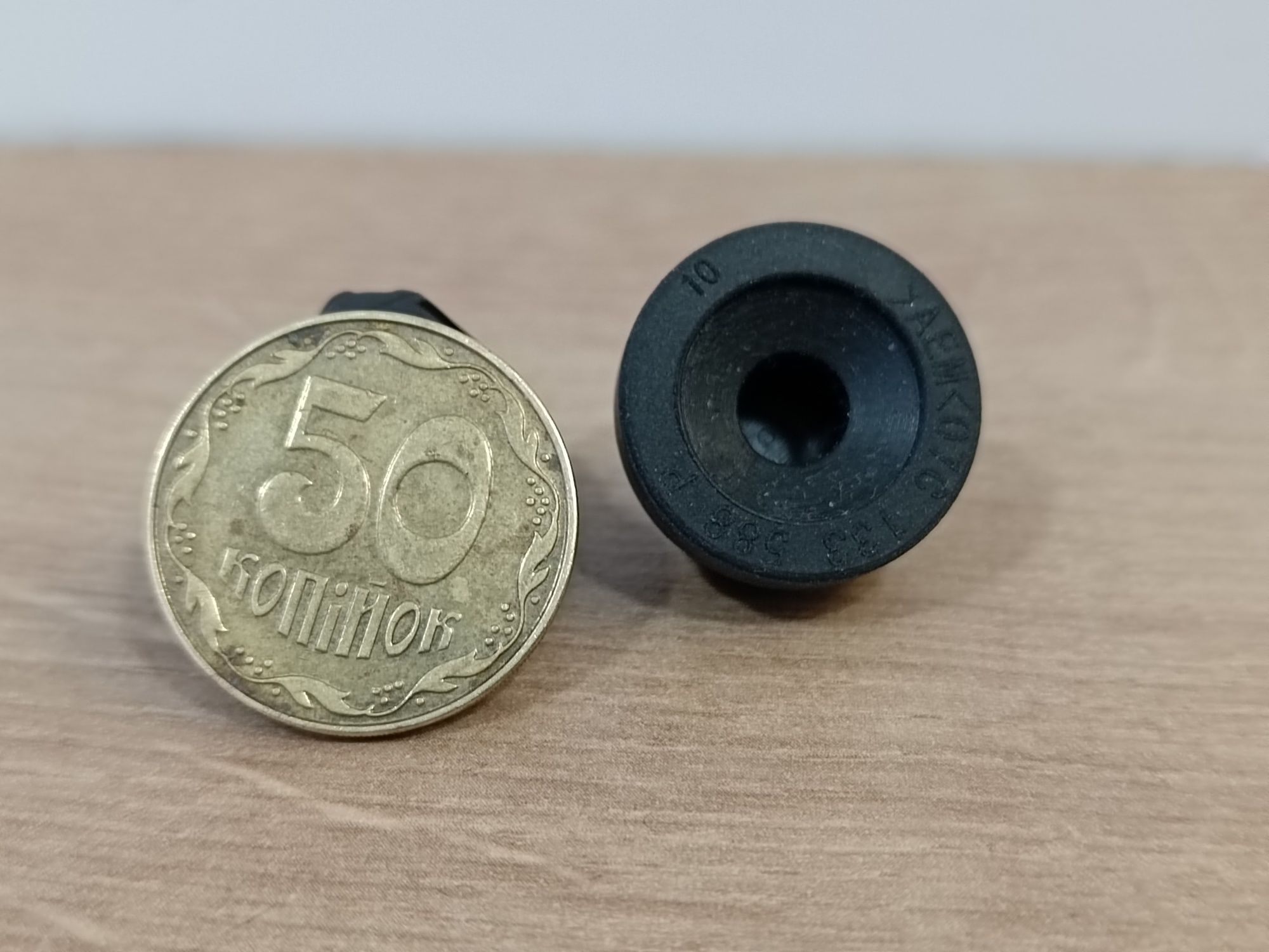 Подушка корпусу повітряного фільтра VAG 07C133588
