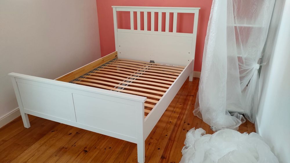 Cama de casal de madeira 140x200