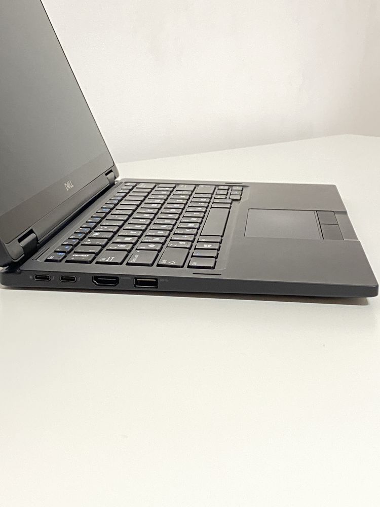 Ноутбук Dell Latitude 7390 2-in-1 (16/256)