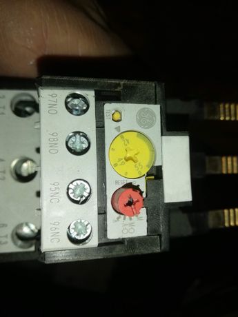 Termik wyłącznik przekaźnik termiczny RT 2G 42-55A