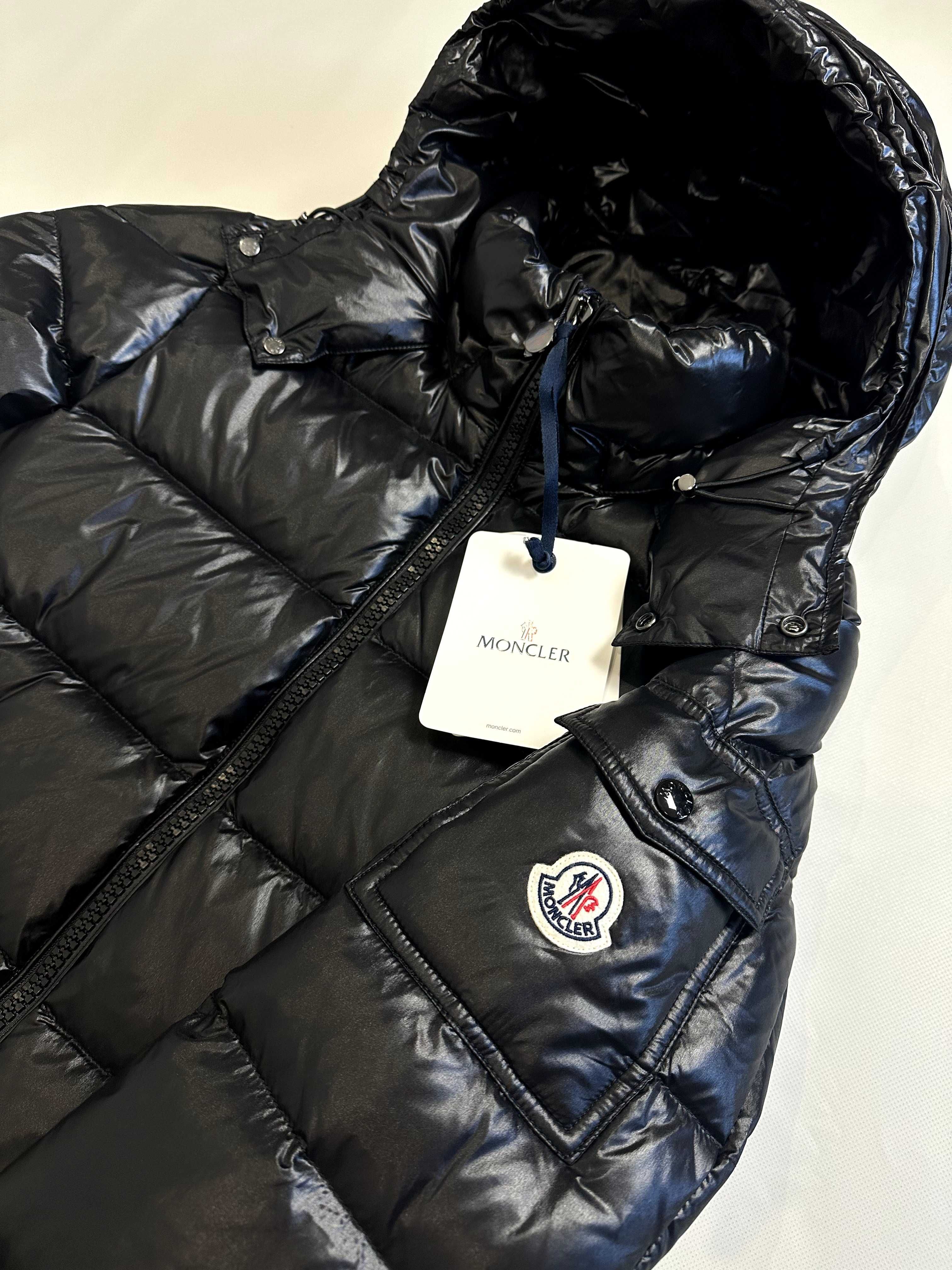 Пуховик Moncler Maya Giubbotto Black зимова куртка монклер майя