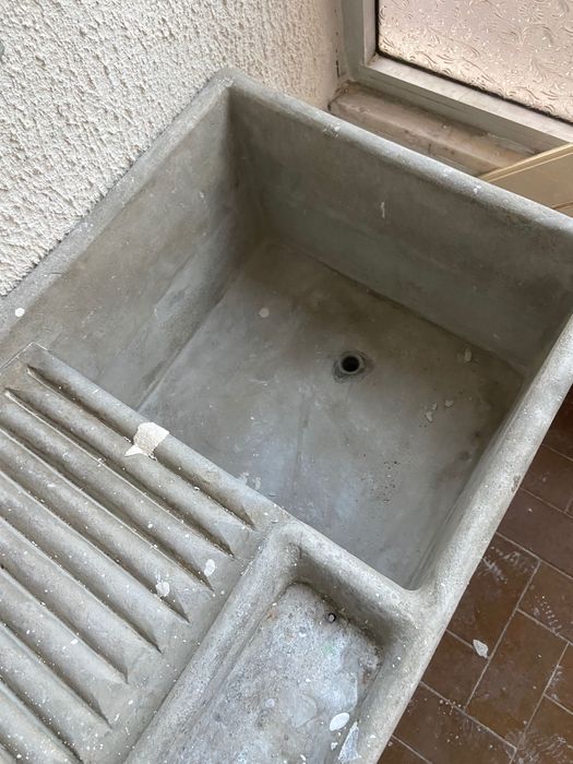 Tanque da roupa antigo