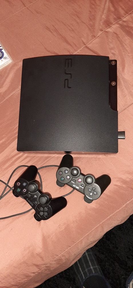 PS3 + 24 jogos + 2 comandos