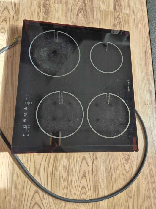 Płyta indukcyjna Elektrolux