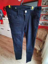 Czarne jeansy skinny