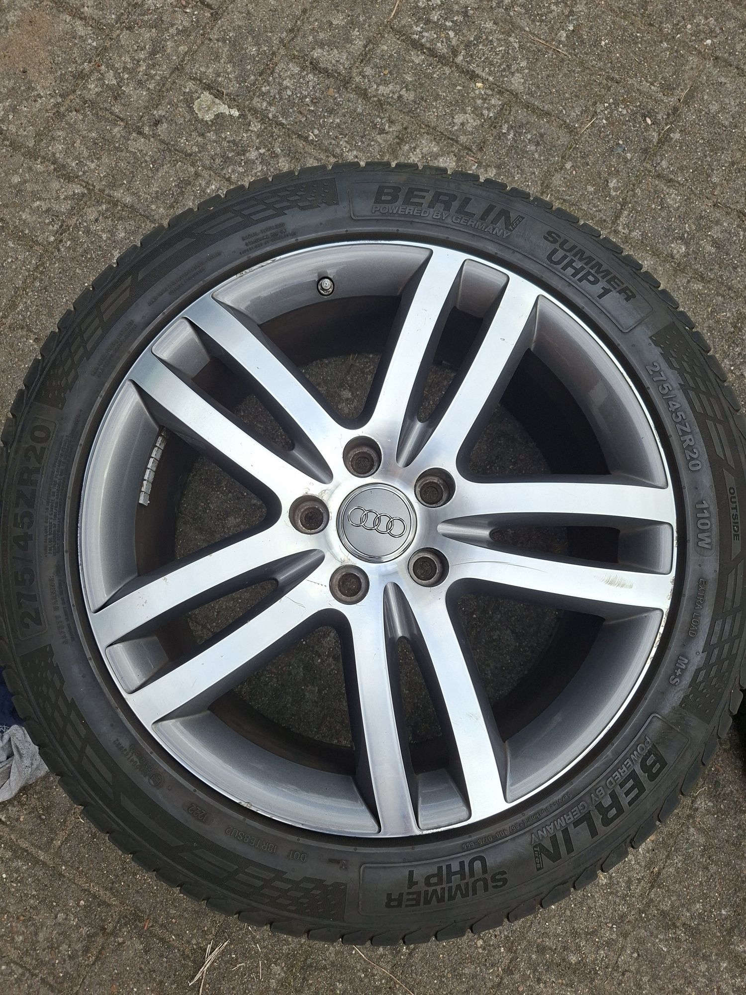 Felgi Audi 20" 5x130 Opony letnie 275/45/20 Audi Q7 Touareg