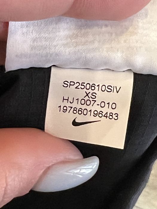 Жіноча вітровка nike nsw essntl wvn crgo jkt (HJ1007-010)