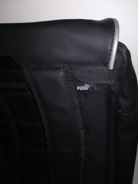 Mochila Escolar marca Puma, muito barata.