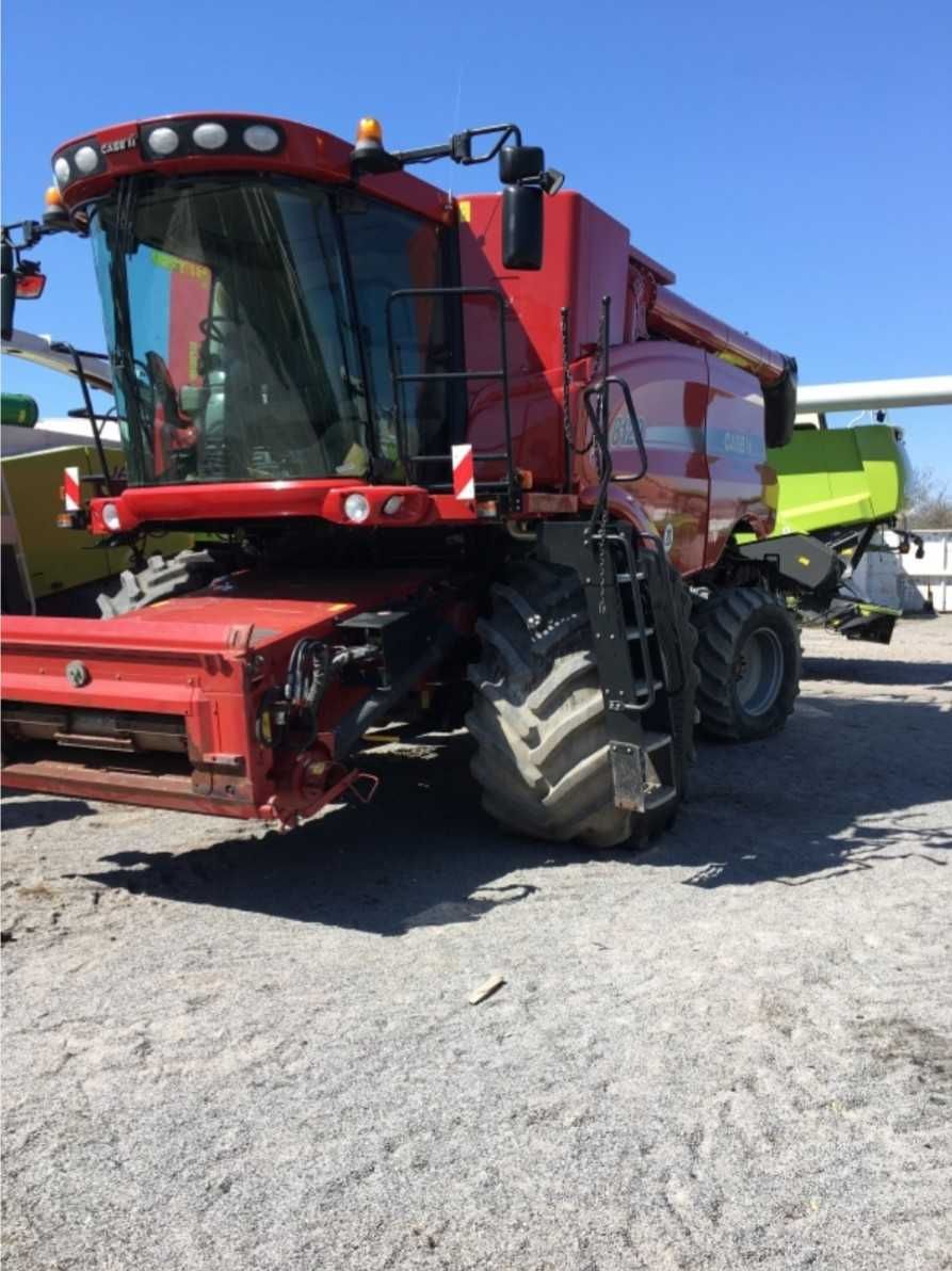 Продаем уборочный комбайн CASE 8120 AXIAL FLOW, 2009 г.в.
