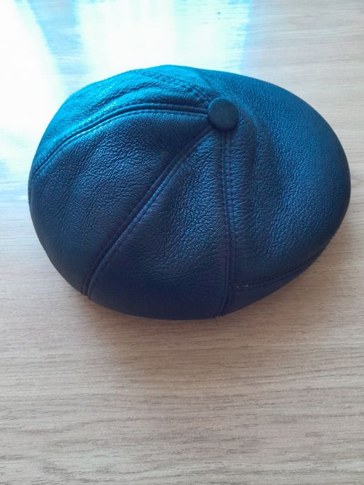 Продам мужскую фуражку, натуральная кожа