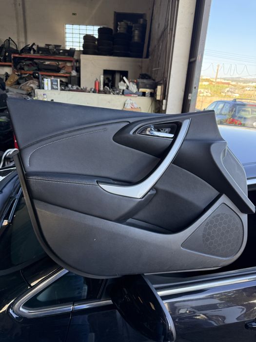 Forra Porta Condutor Opel Astra J
