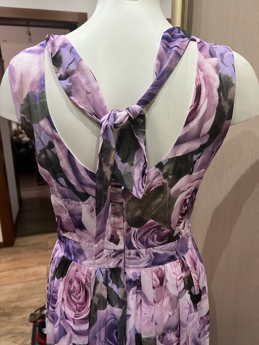 Sukienka maxi w kwiaty