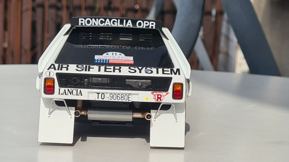 Lancia Delta S4 Gr.B Olympus Rally Otto 1/18