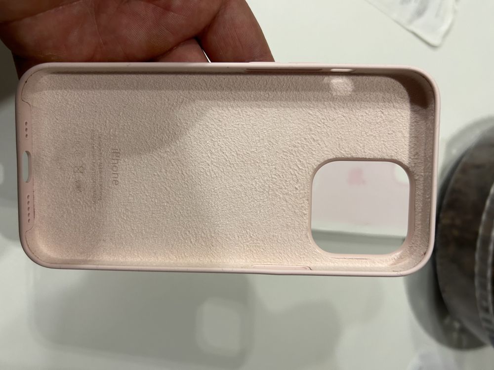 Чехол розовый для iPhone 13 Pro  оригинал с MagSafe