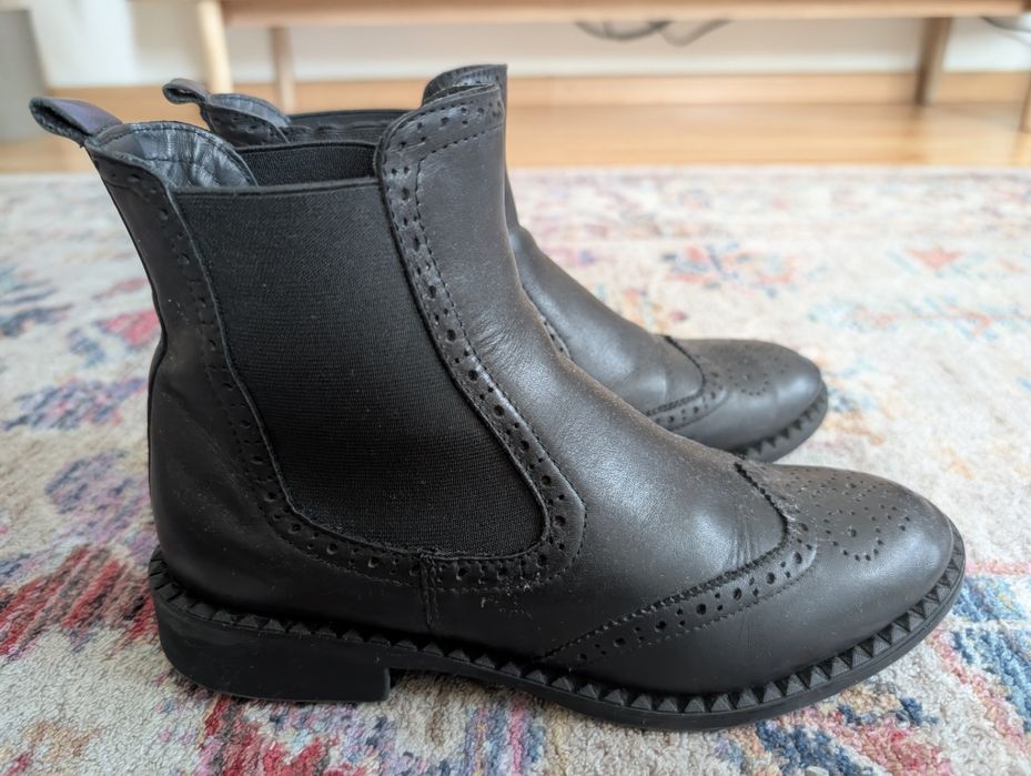 Жіночі челсі 37р.