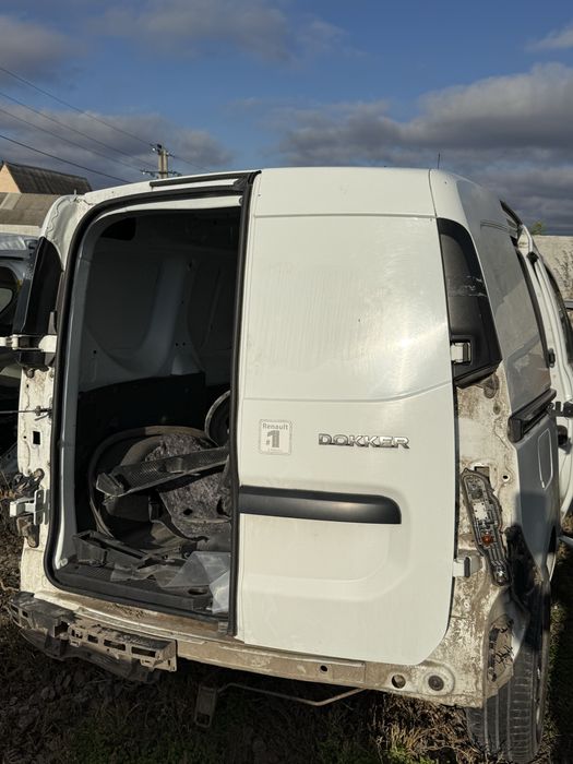 Двери задні renault dokker renault  express колір 0v369