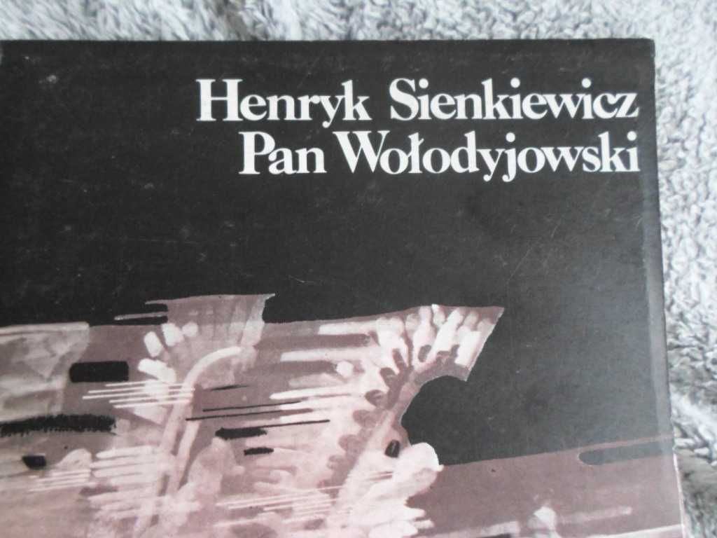 Henryk  Sienkiewicz 18 egzemplarzy