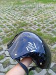 Kask sportowy ochronny metaliczny