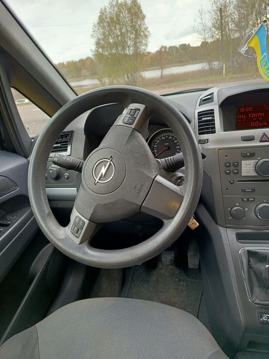 Opel Zefira 1.8 газ/бензин