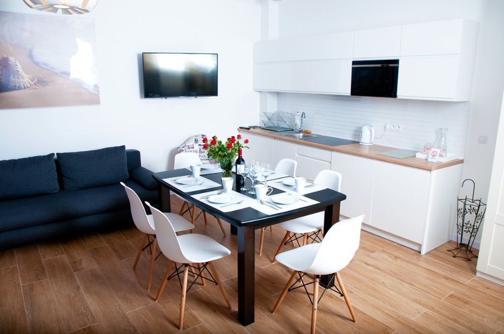 Apartament 2 pok. POBIEROWO ul.Grunwaldzka 50 m. do morza Z OGRÓDKIEM