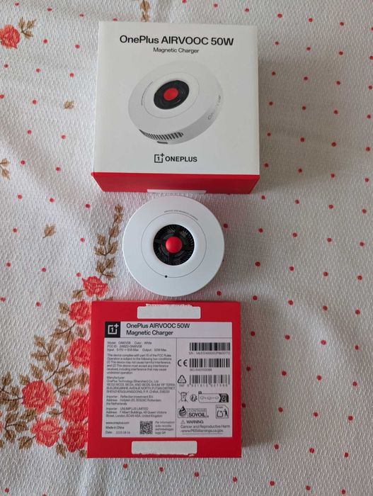 Bezprzewodowa ładowarka OnePlus AIRVOOC 50W Magnetic Charger