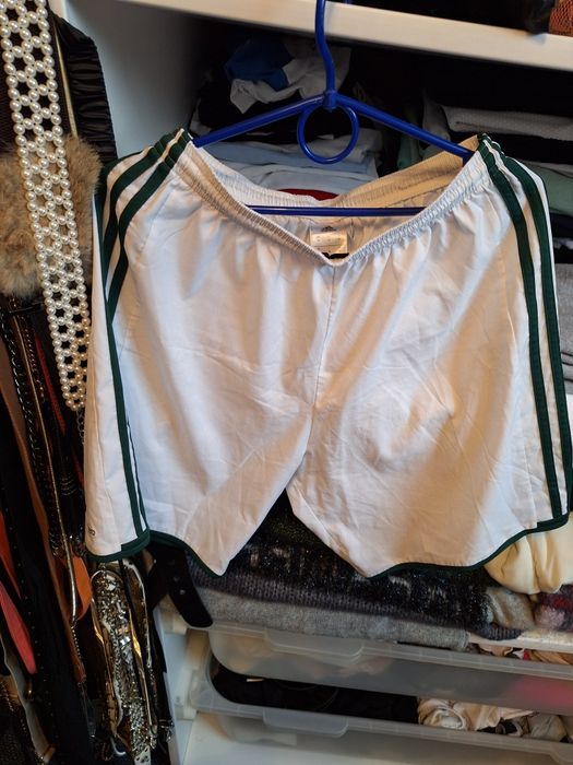 Spodenki Adidas sportowe