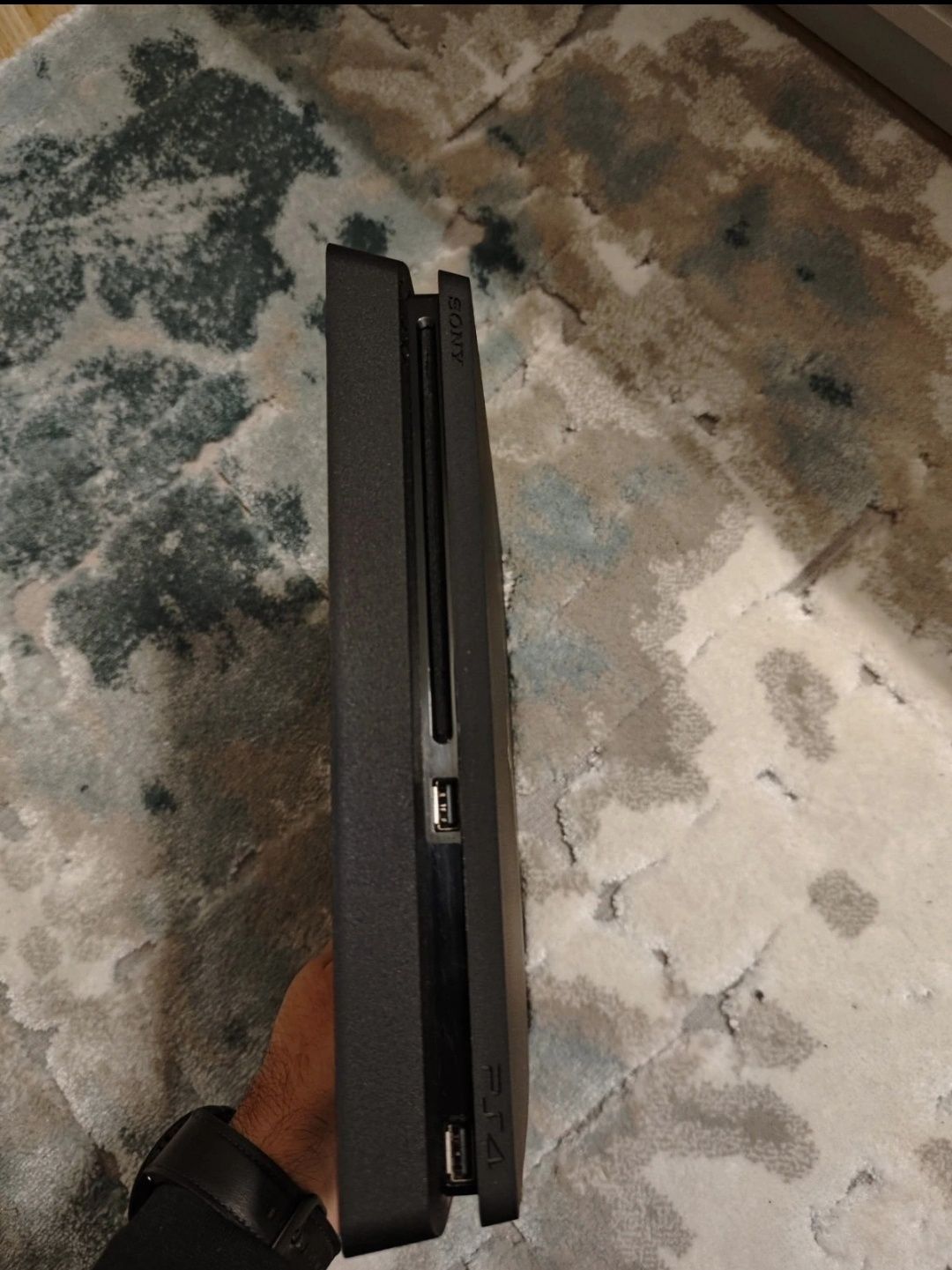 PlayStation 4 Slim 1Tb+ Jogos
