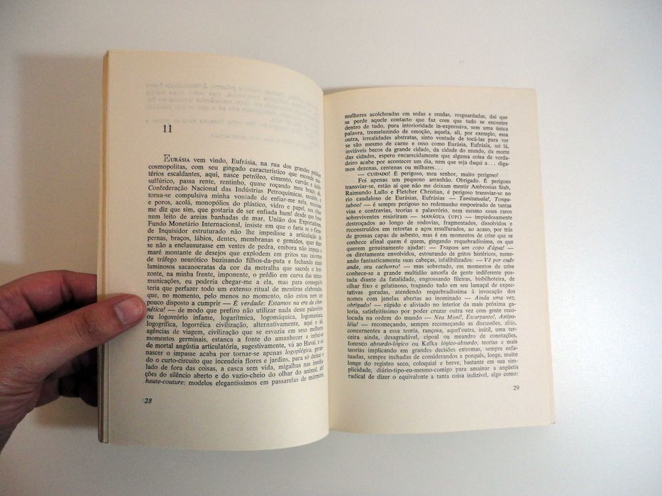 "Morte na Rodovia Galileo Galilei" (Per Johns)