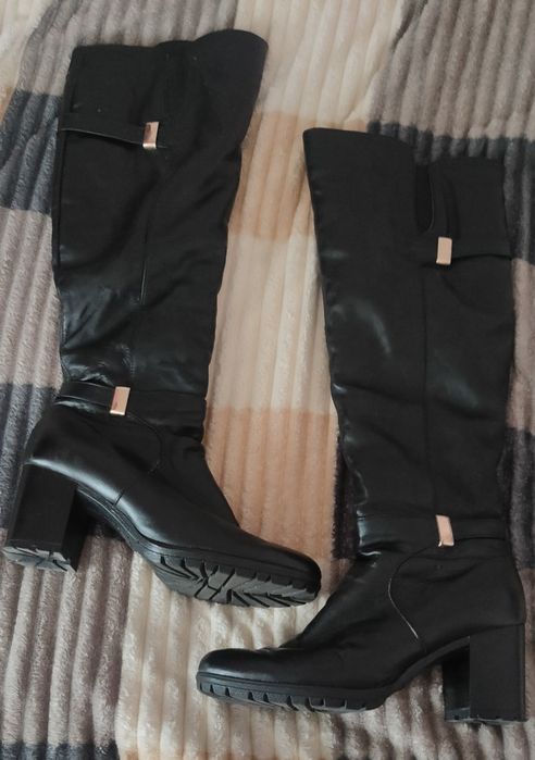 Шкіряні чоботи 2500