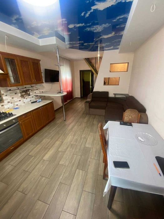 Частина будинку на Корольова. ТЕРМІНОВО!