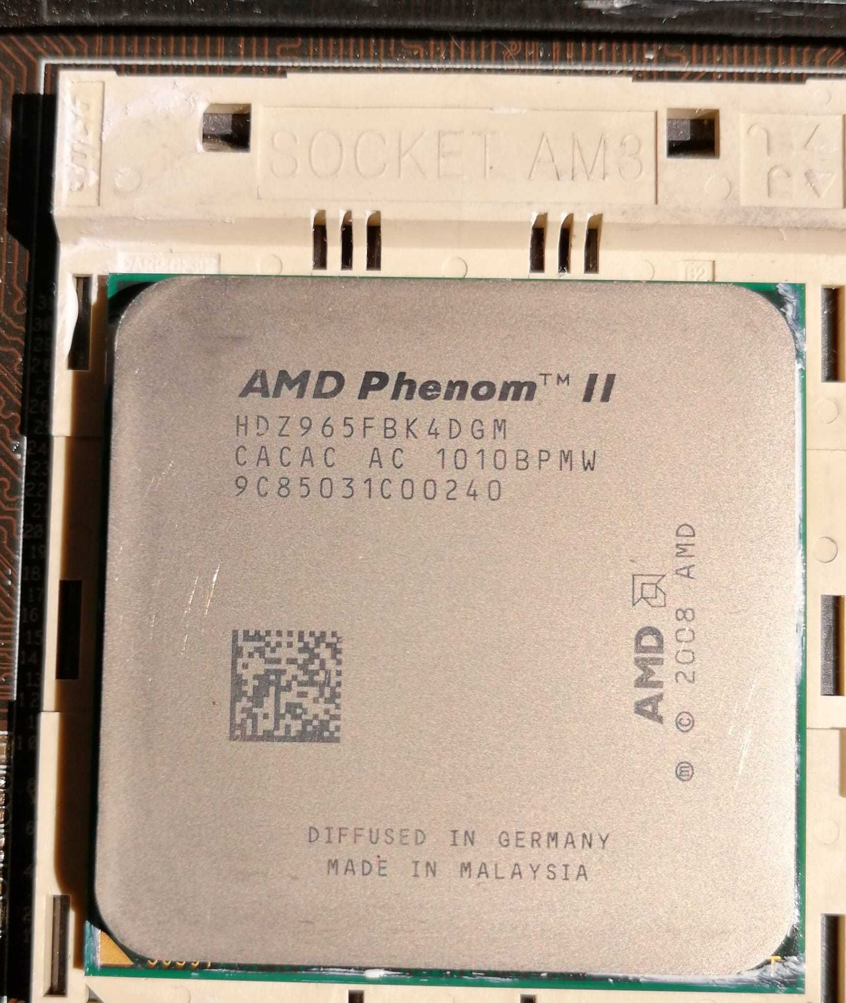 Kit Asus M4A89GTD + AMD Phenom II x4 3.4 GHz + 12GB 1600MHz