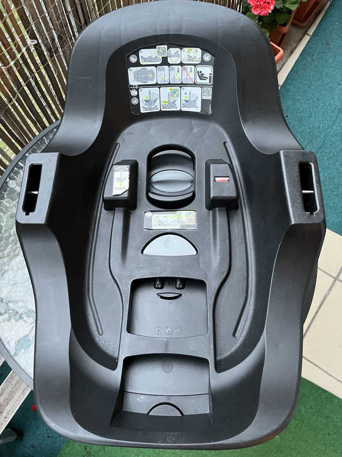 Fotelik samochodowy Britax Römer BABY-SAFE2 i-SIZE