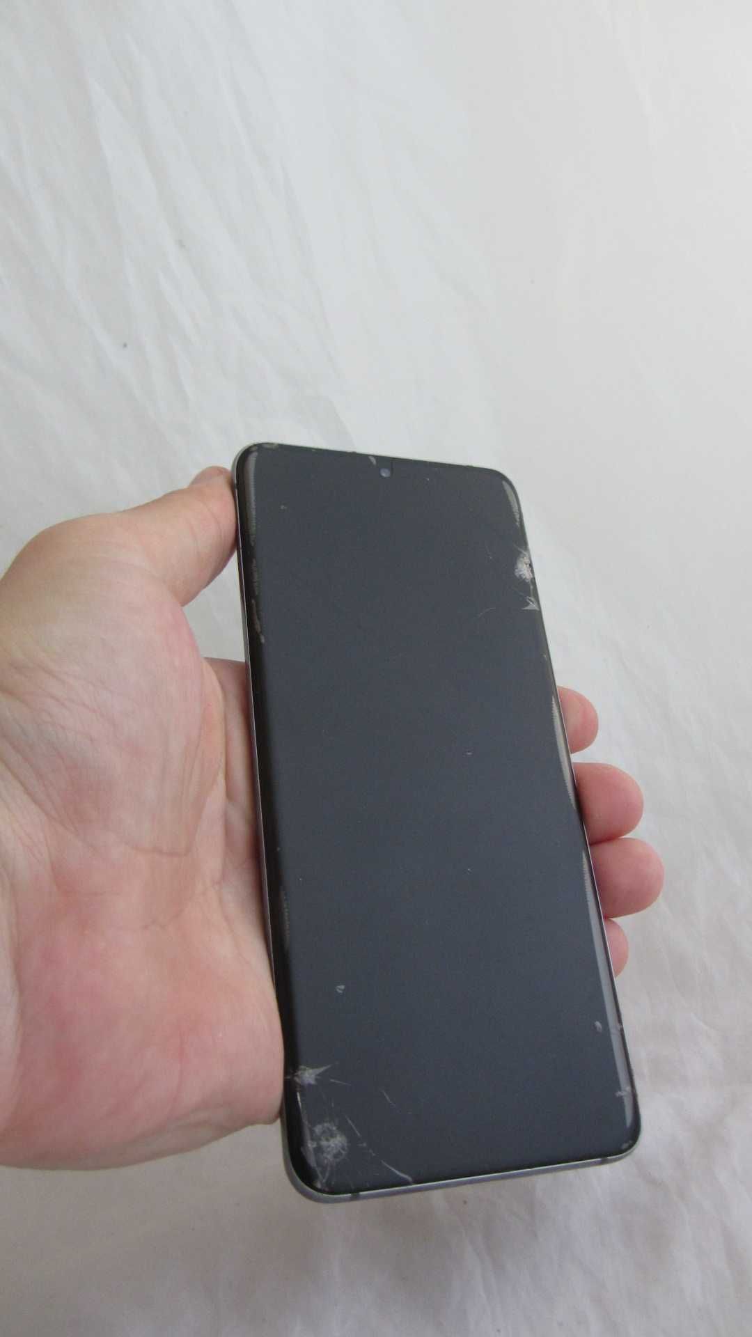 Samsung Galaxy S20 (SM-G980FZAD) Gray