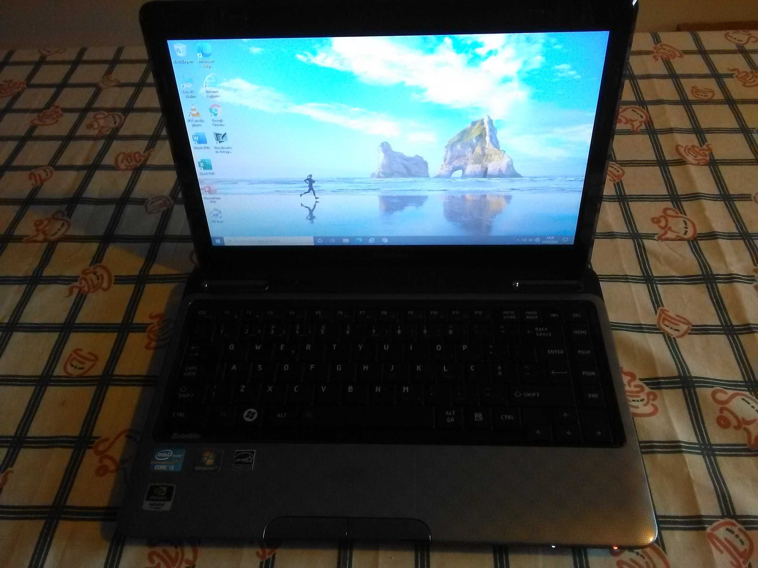 Vendo portátil Toshiba L735-13L