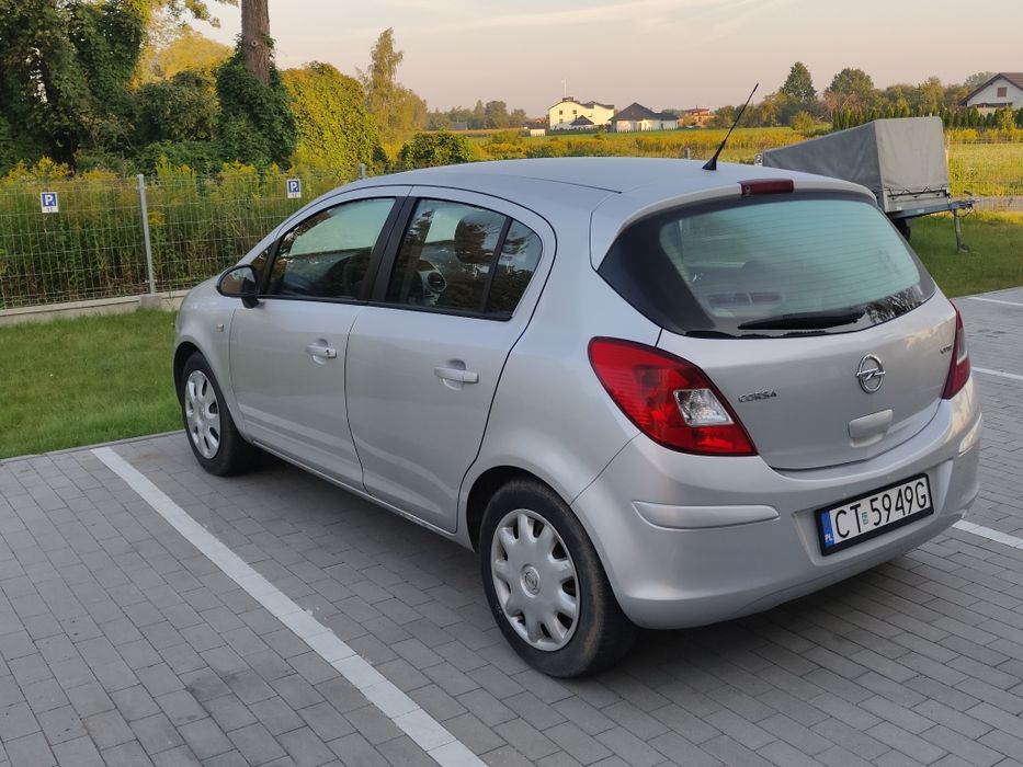 Opel Corsa D 1.3 CDTI 2011 rok