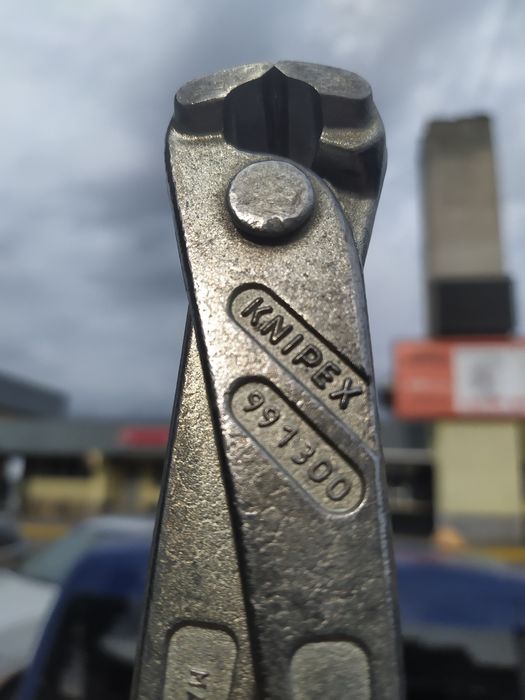 Інструменти  кніпекс