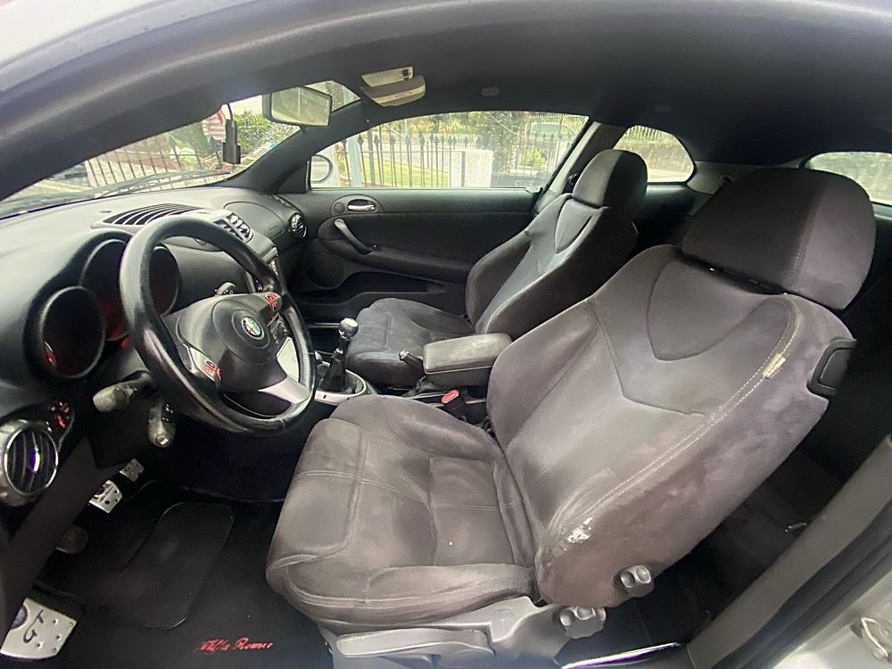 Alfa Romeo GT 1.9 JTD