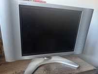 Monitor Sharp z wbudowanym naglosnieniem