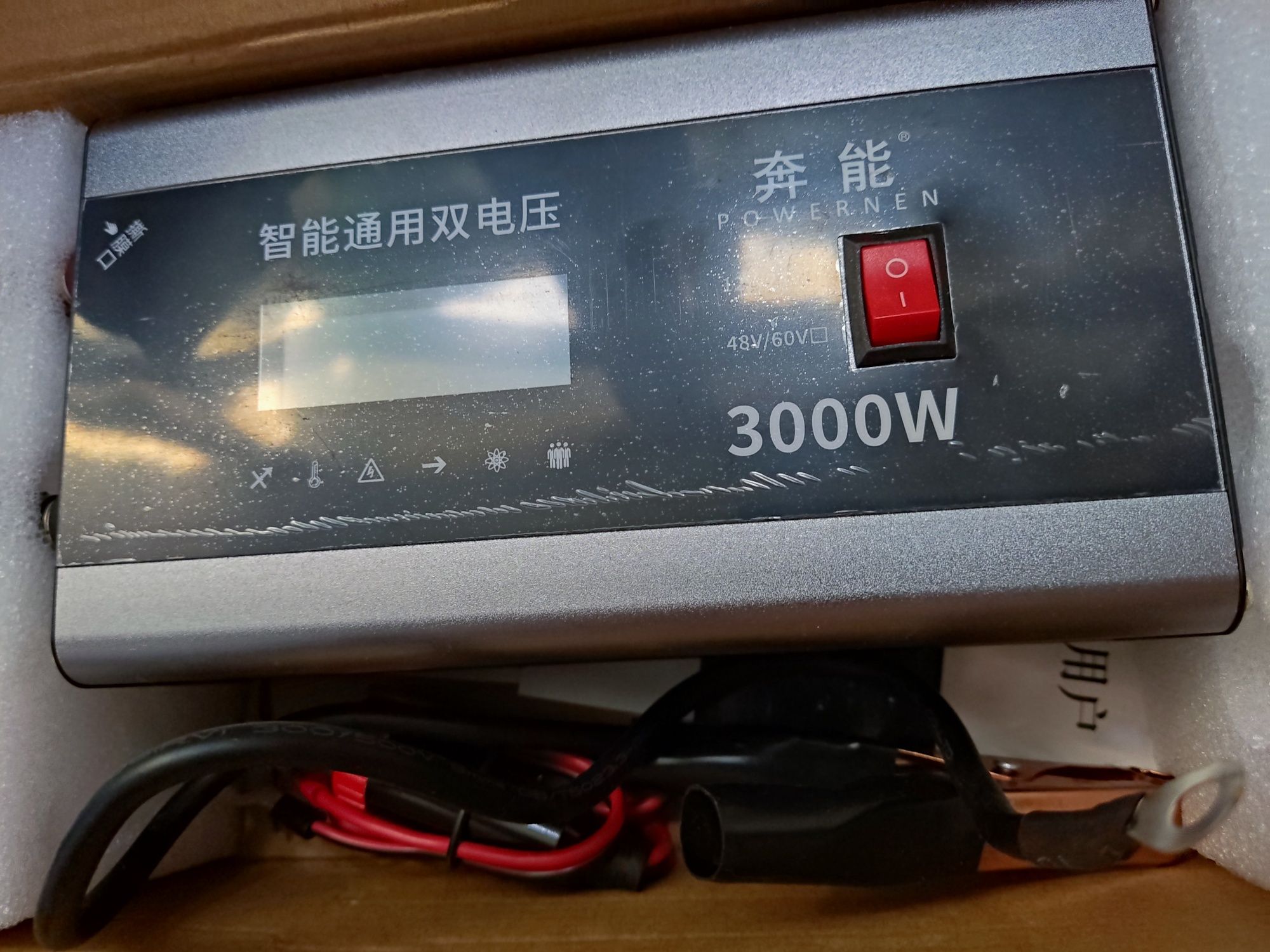 Інвертор 3000W 12V/220V з РК дисплеєм
