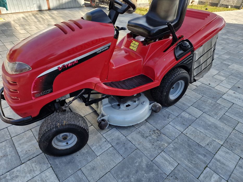Traktorek kosiarka Honda HF 2417 V2 17KM pompa hydro transport