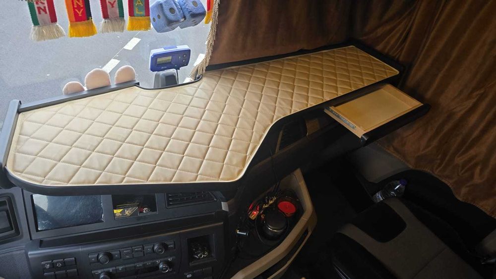 Mesa Tablier MAN TGX 2024