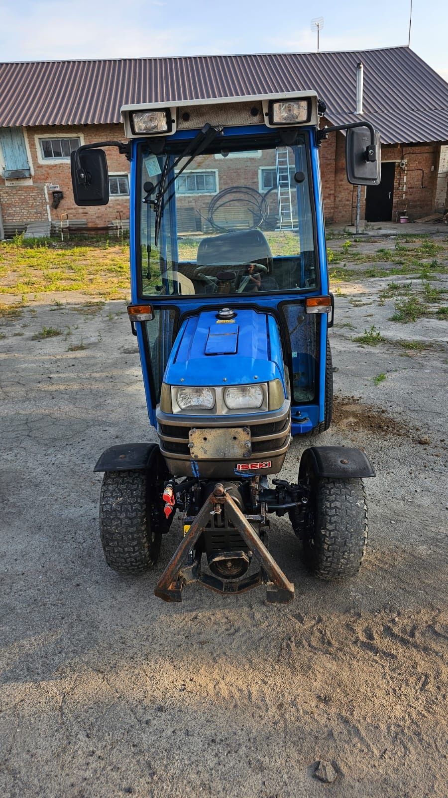 Трактор Iseki 2120