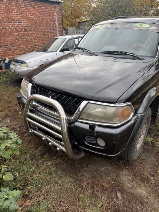 Mitsubishi pajero sport 2001