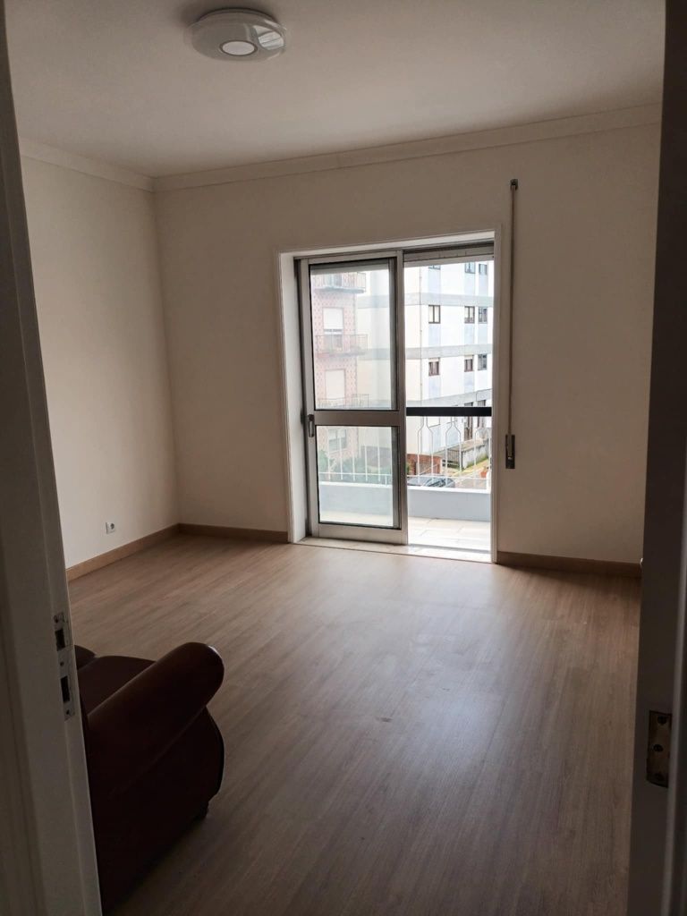 Apartamento T3 C/Garagem Negócio Particular sem mediação imobiliária