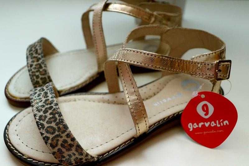 Шкіряні босоніжки garvalin розмір 31