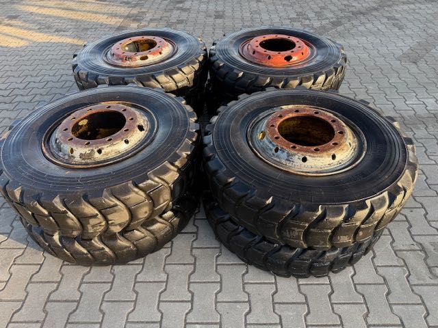 KOŁA do koparki komplet 11.00r20 8szt